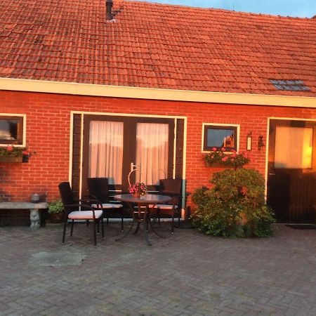 Fine Holiday Home In Donkerbroek 外观 照片