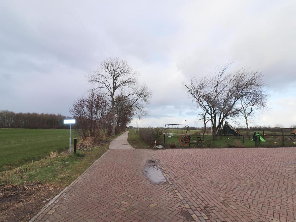 Fine Holiday Home In Donkerbroek 外观 照片