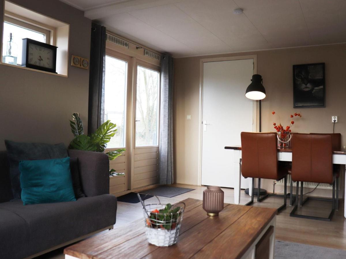 Fine Holiday Home In Donkerbroek 外观 照片